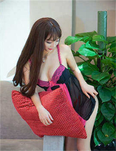 《放荡女纯肉辣文-sis第一会所》