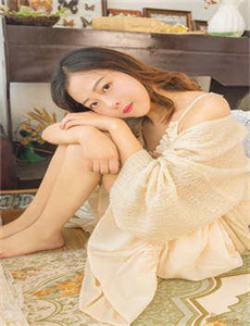 《japan高清日本乱xxxx-美国美女与动物x八狗》