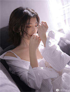 《马云赵薇光明会手势照片-se妹妹》